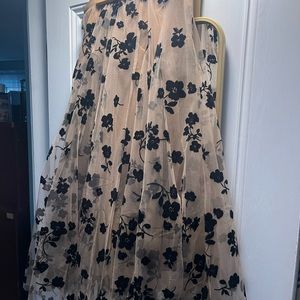 Chi wish layered tulle skirt with black velvet flower flocking